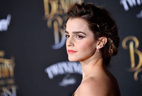 emma watson leaked pics|Emma Watson Responds To Fappening 2.0 Nude。